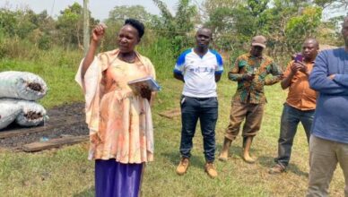 Minister urges Bunyoro residents to safeguard their land from encroachers